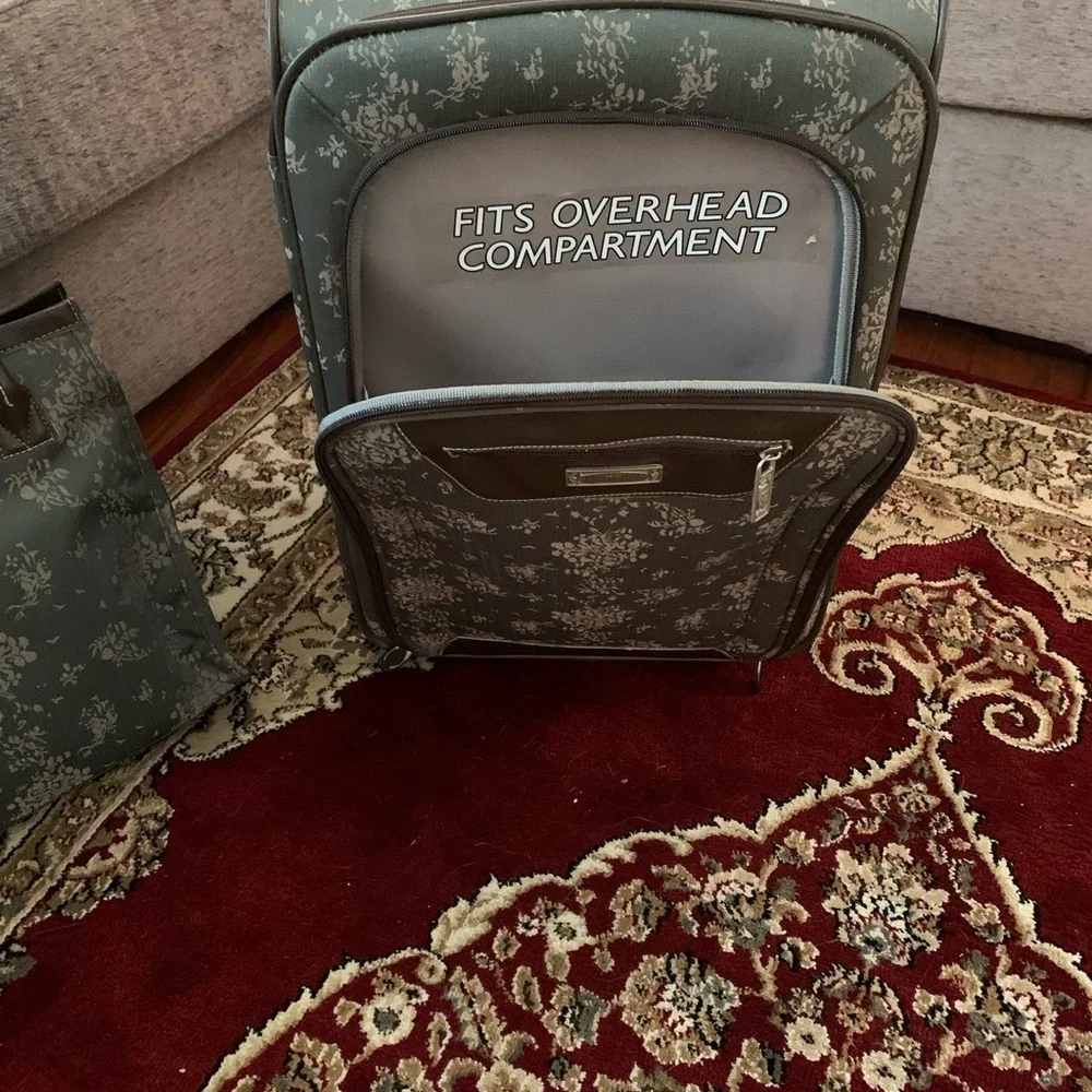 Protocol 2-Piece Luggage & Tote Set - Picture 2 of 16